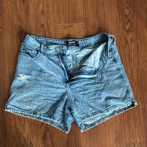 Hollister Ultra High Rise 90s Shorts W 29